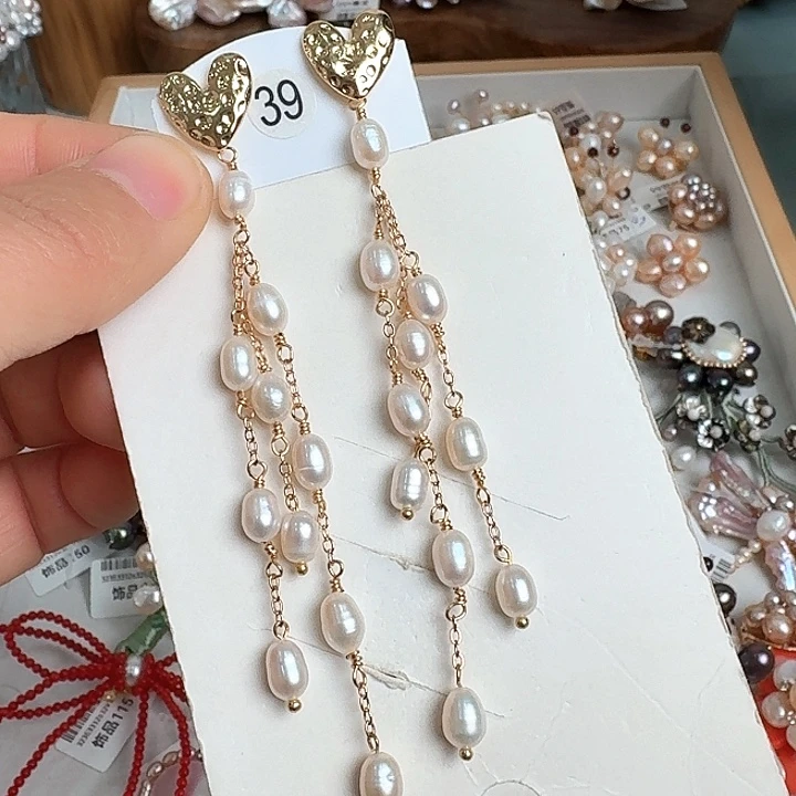 淡水珍珠耳饰未镶嵌