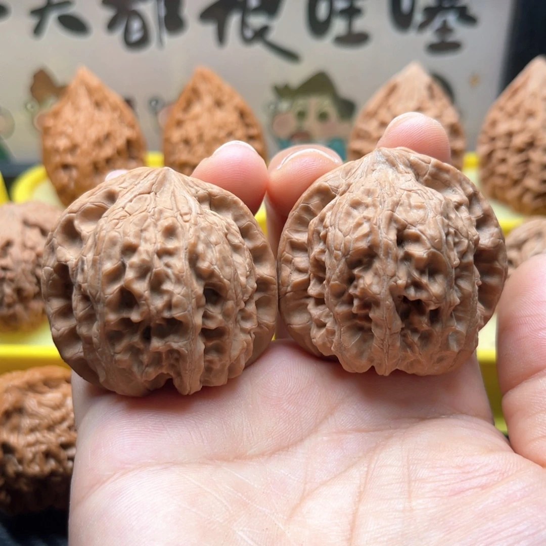 吊坠文玩核桃43野生石罗汉