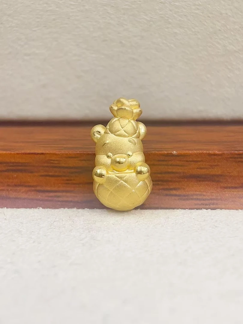 黄金足金999菠萝维尼熊DP1929-01210