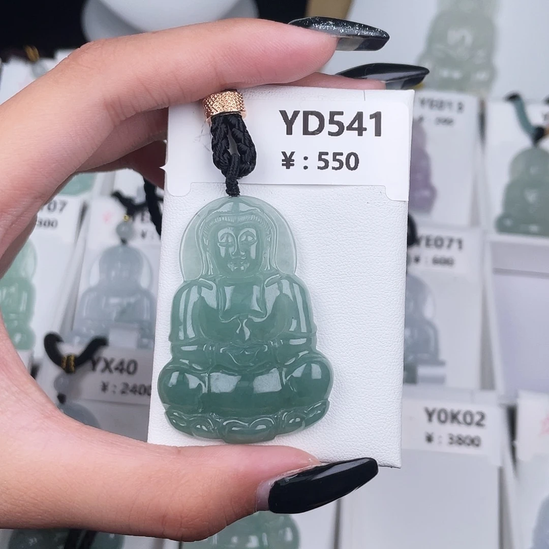 翡翠未镶嵌颈饰YD541