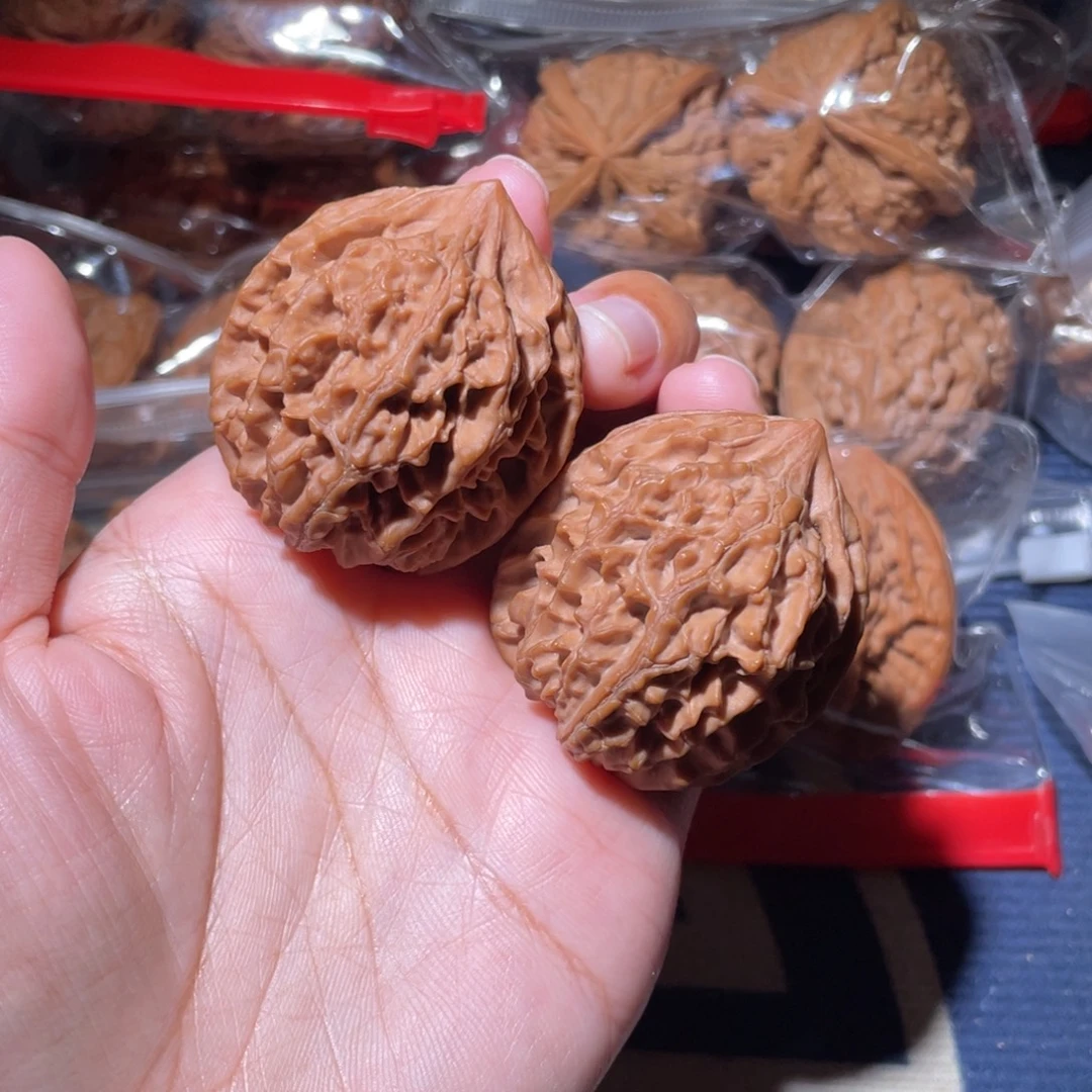 忘***霸文玩核桃吊坠全品通天八40