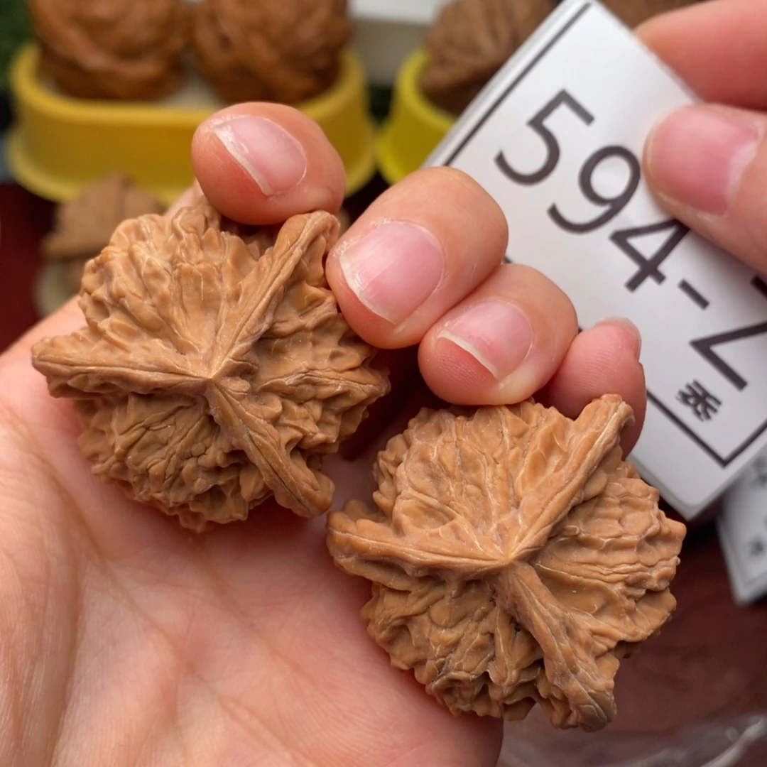 把件文玩核桃盘山奔38……