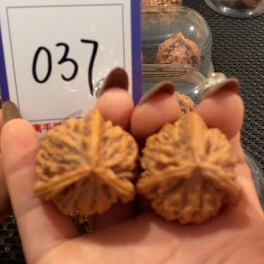 文玩核桃吊坠037尺36