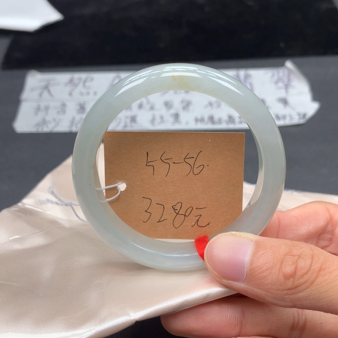 翡翠未镶嵌手镯手镯