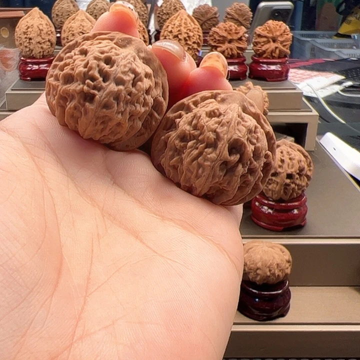 吊坠文玩核桃34 野生 r-016