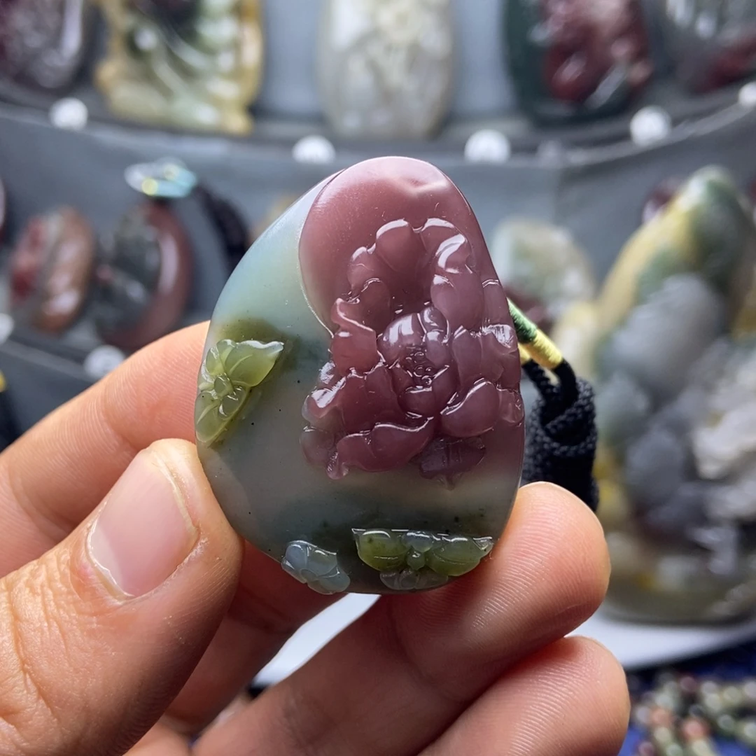 福***团玛瑙/玉髓未镶嵌颈饰