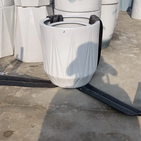 白钻石大号口32高36福利