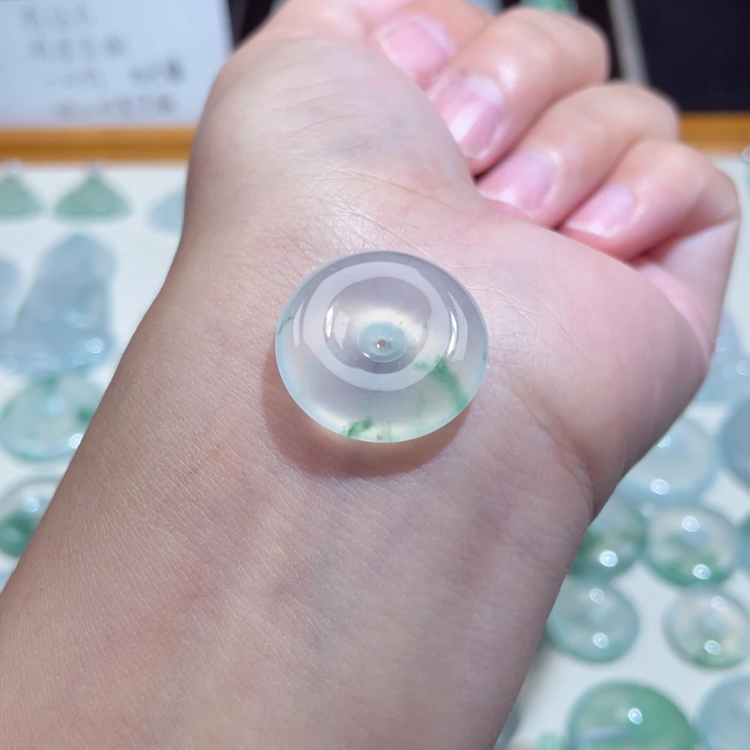 颈饰未镶嵌翡翠扣子