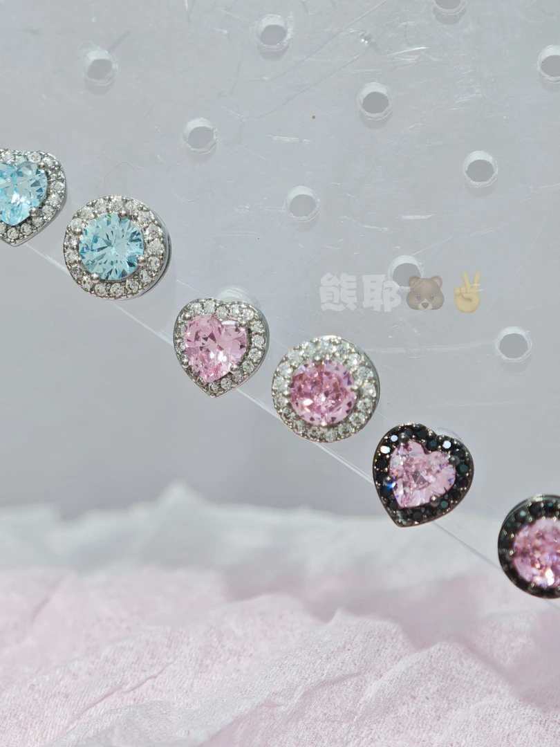 钛钢耳饰 小爱心圆锆耳钉 小众耳钉钛钢耳钉爆闪耳钉耳骨钉耳锅钉