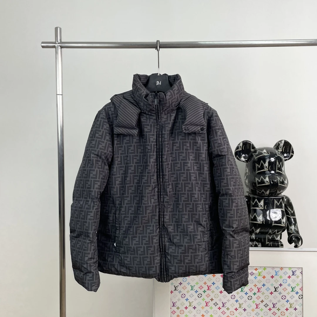 99新 FENDI/芬迪 3904/满印拉链连帽两面穿羽绒夹克外套/50码