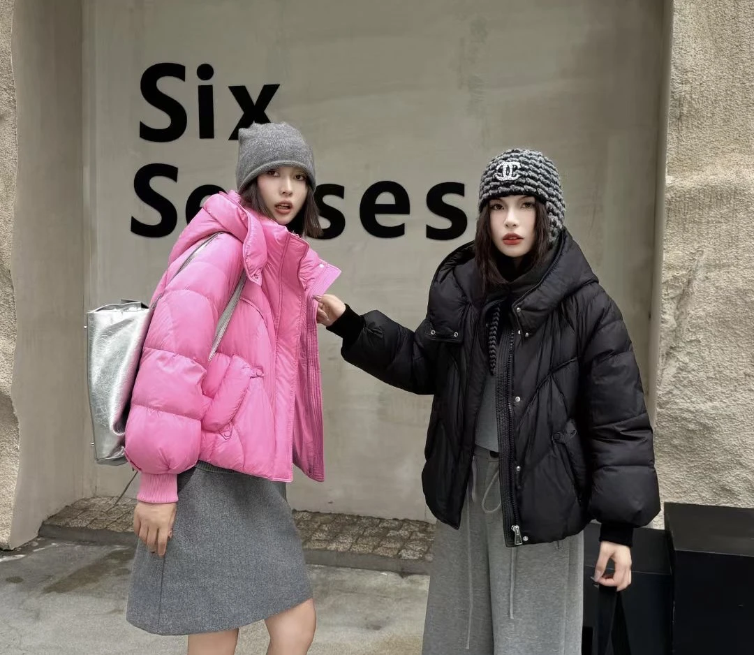 高品质时尚短款连冒羽绒服