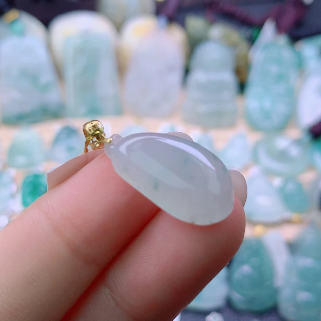 翡翠未镶嵌颈饰翡翠吊坠