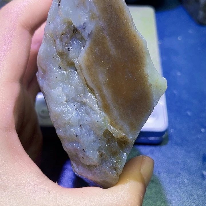 和田玉（糖玉）未镶嵌珠宝半成品