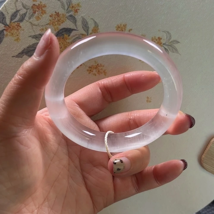 石英质玉未镶嵌手镯53-54福利不退不换