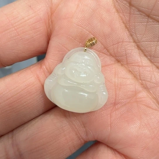 和田玉颈饰18K金镶嵌高2.2，冰佛