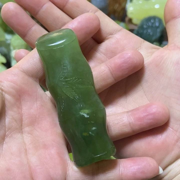 【闪购商品】未镶嵌蛇纹石玉把件