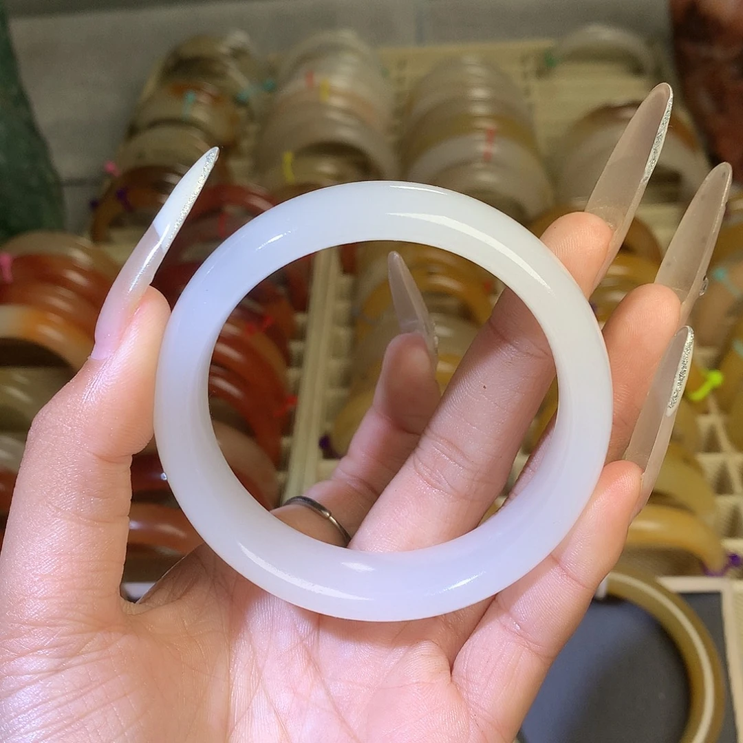 石英质玉（黄龙玉）未镶嵌手镯