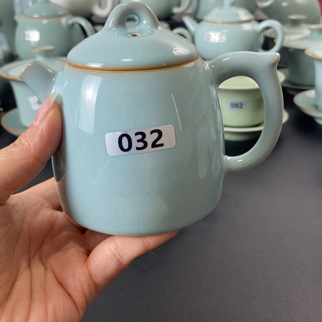 唯***一壶二级品天青釉秦权壶