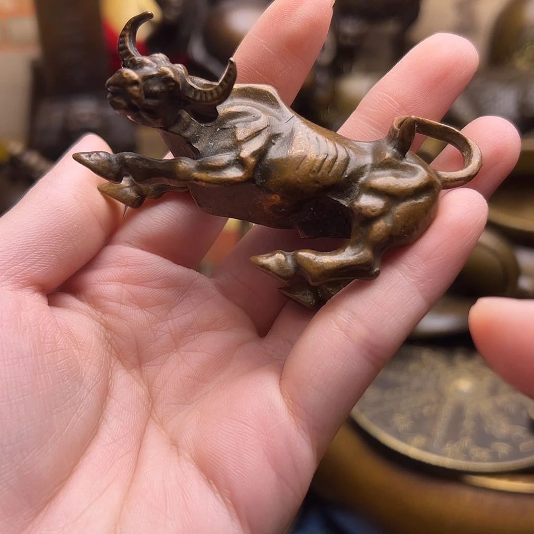 铜器摆件老王直播间