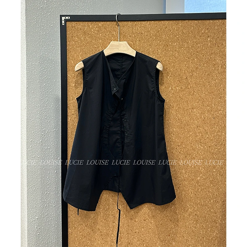 LUCIE LOUISE 放松状态·法式半开领匹马棉旋褶系扣无袖背心QK0872