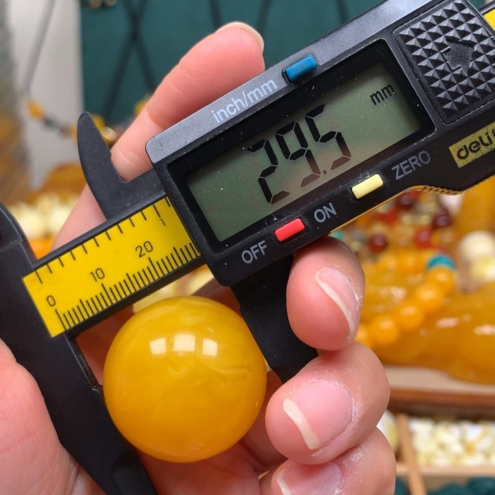 非金属仿琥珀饰品042