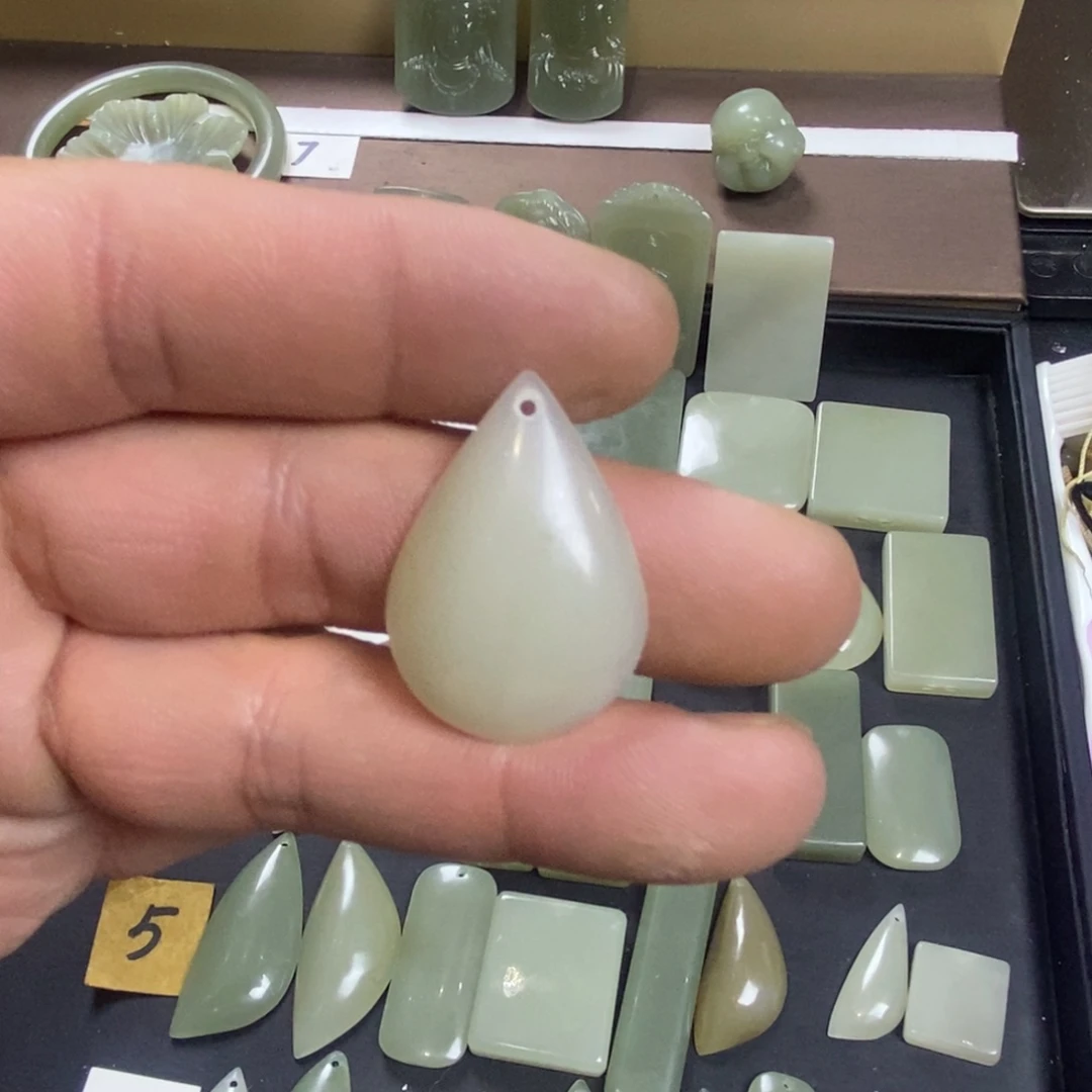 颈饰未镶嵌和田玉十**寸040