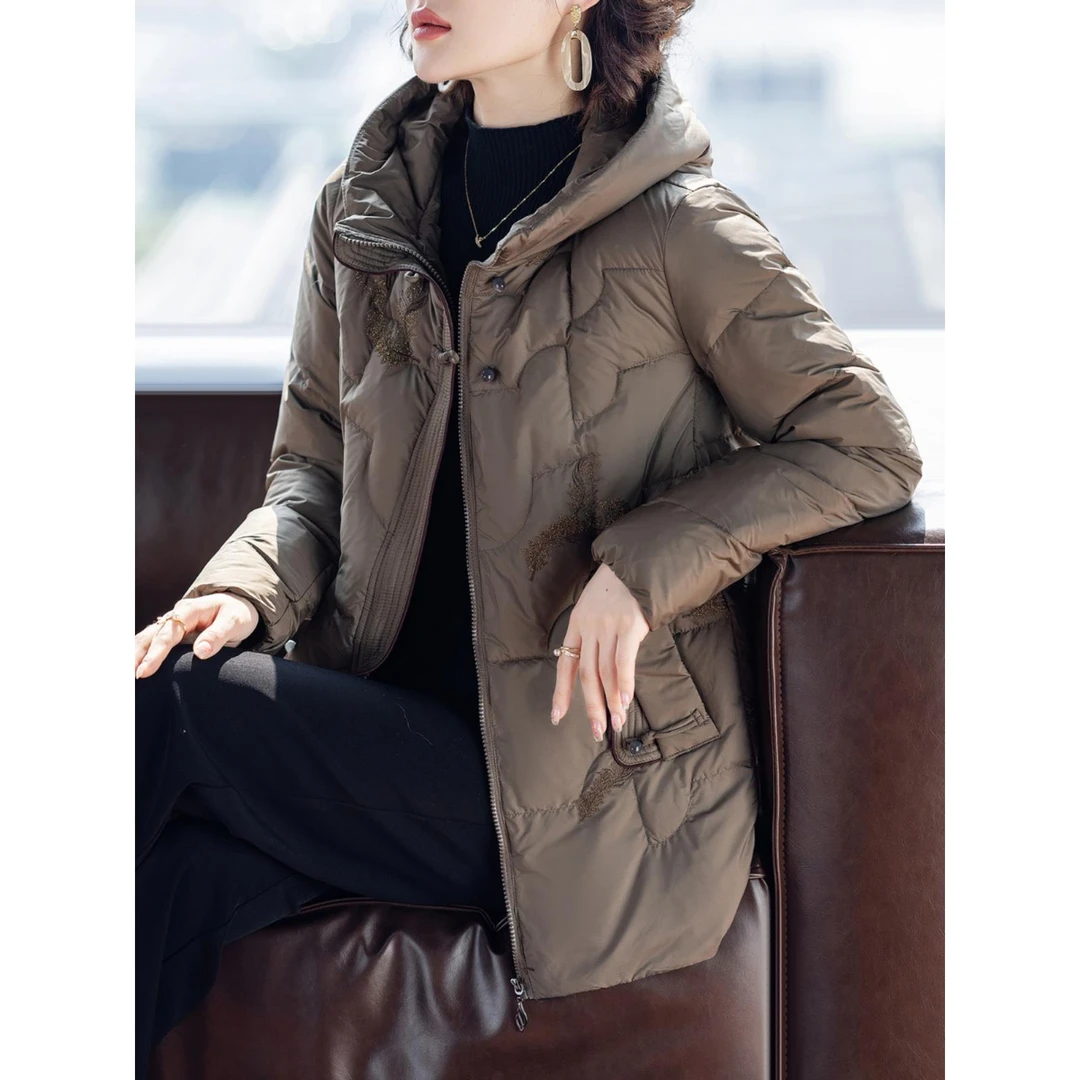 VONSRMAN连帽羽绒服女冬季2025新款时尚气质宽松加厚短款大码外套