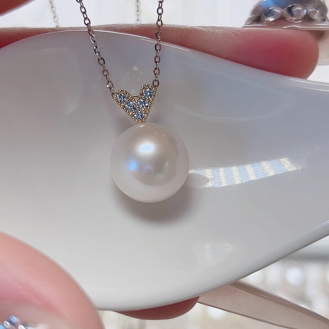淡水珍珠吊坠(赠链)未镶嵌