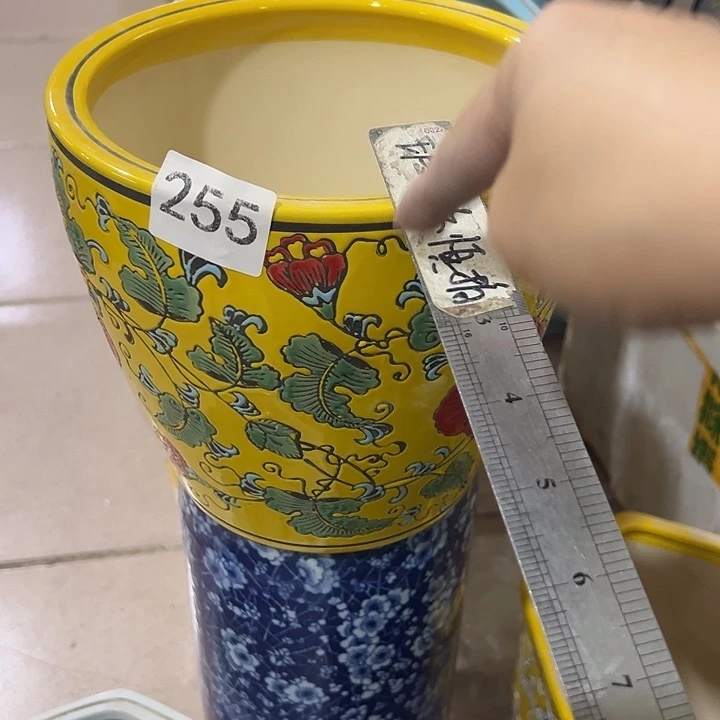瓷片底裂瑕。。。。。。。。。。。。。。