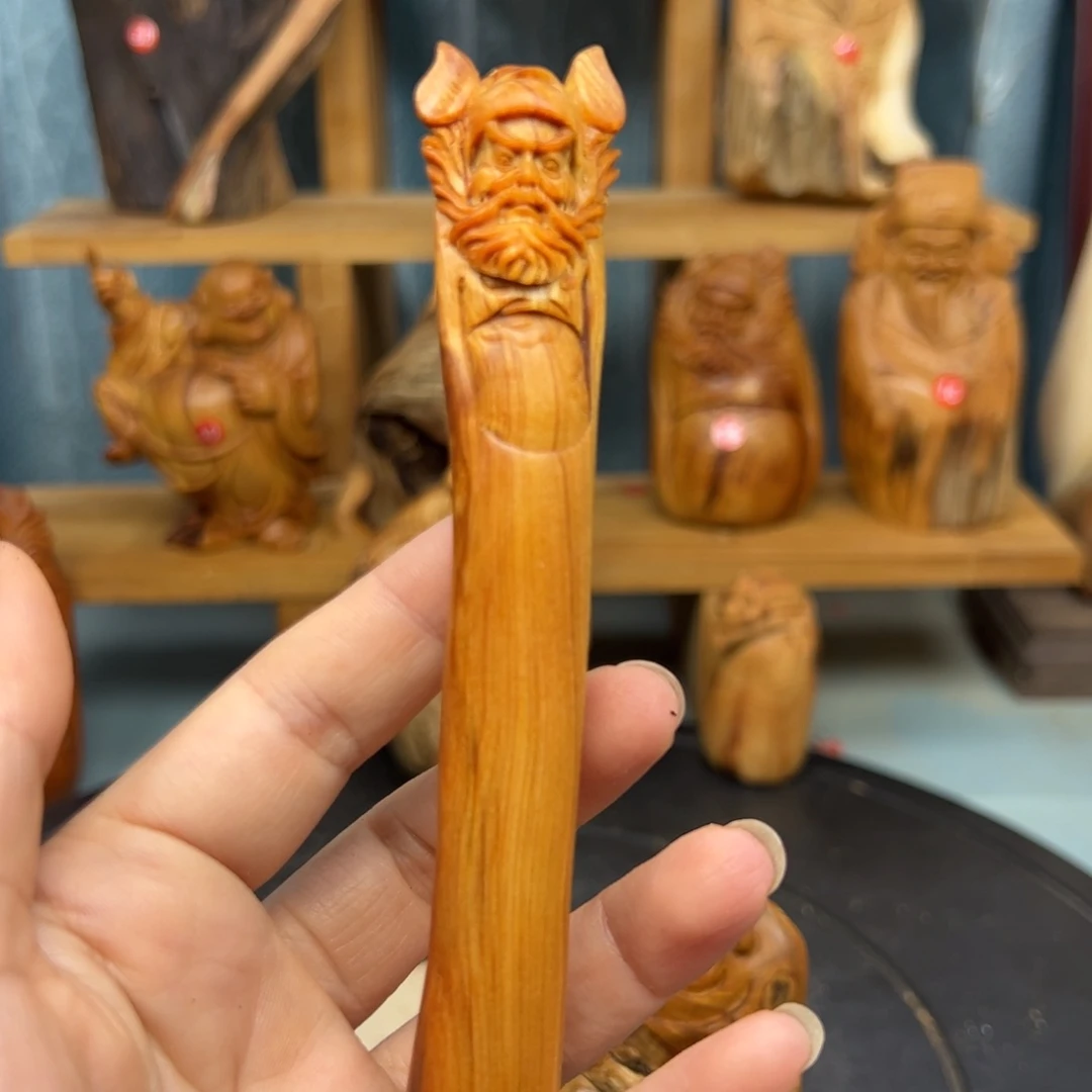 木石**在崖柏木摆件手把件