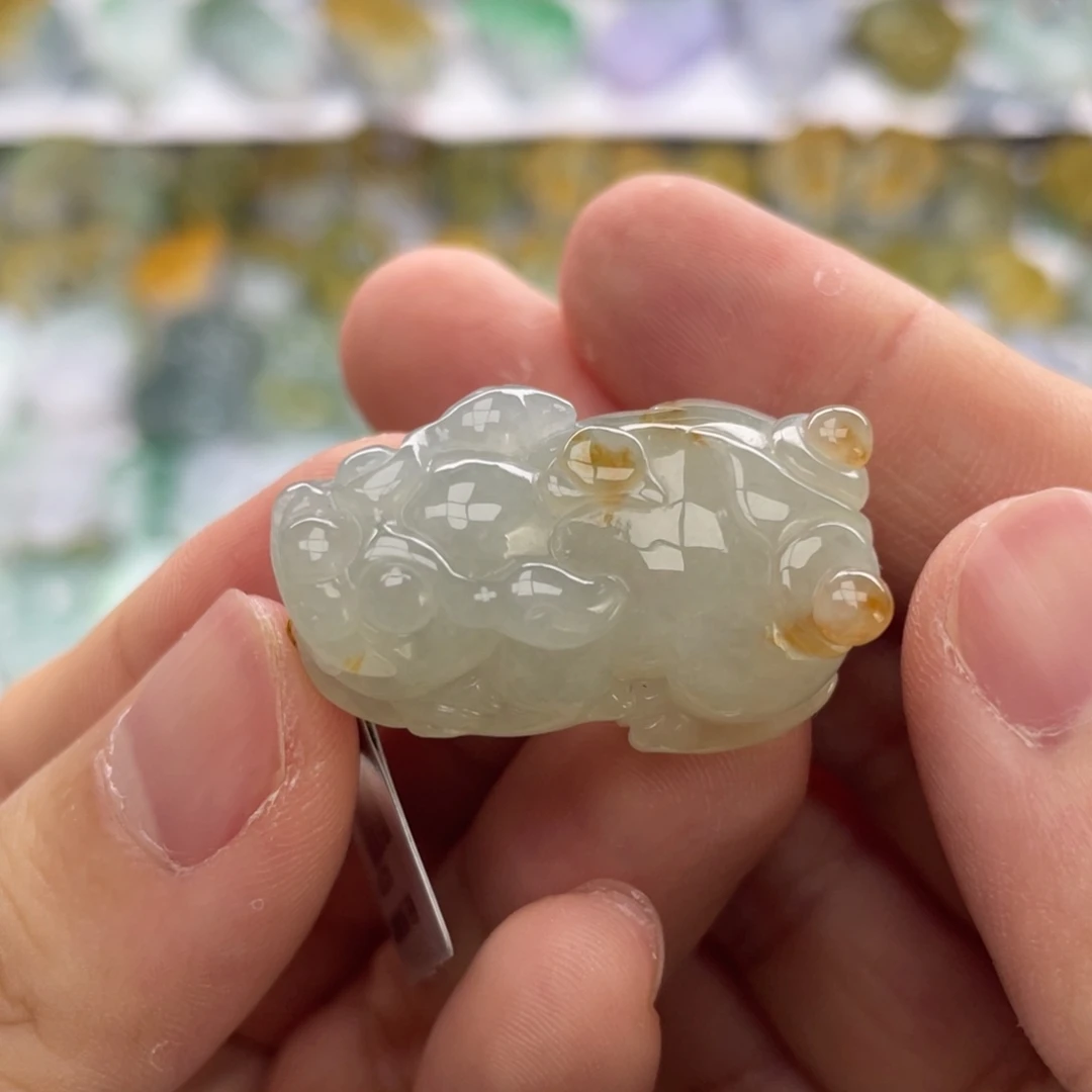 翡翠未镶嵌颈饰貔貅6