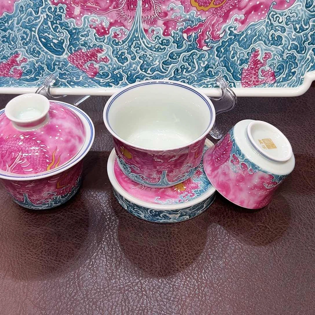 摆件景德镇陶瓷艺术展演厅及景德镇陶瓷艺术博物室的