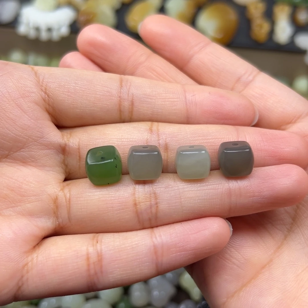 和田玉未镶嵌颈饰68一个多样性发其一