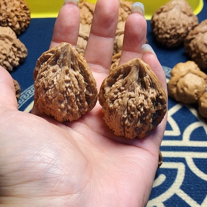 吊坠文玩核桃江*塔尖核桃
