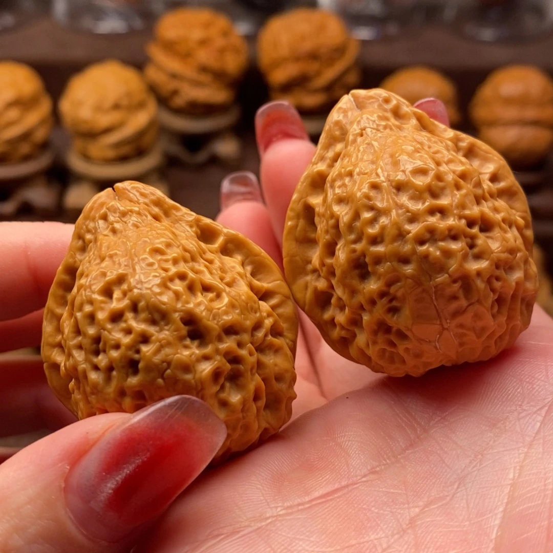 文玩核桃把件39寿桃