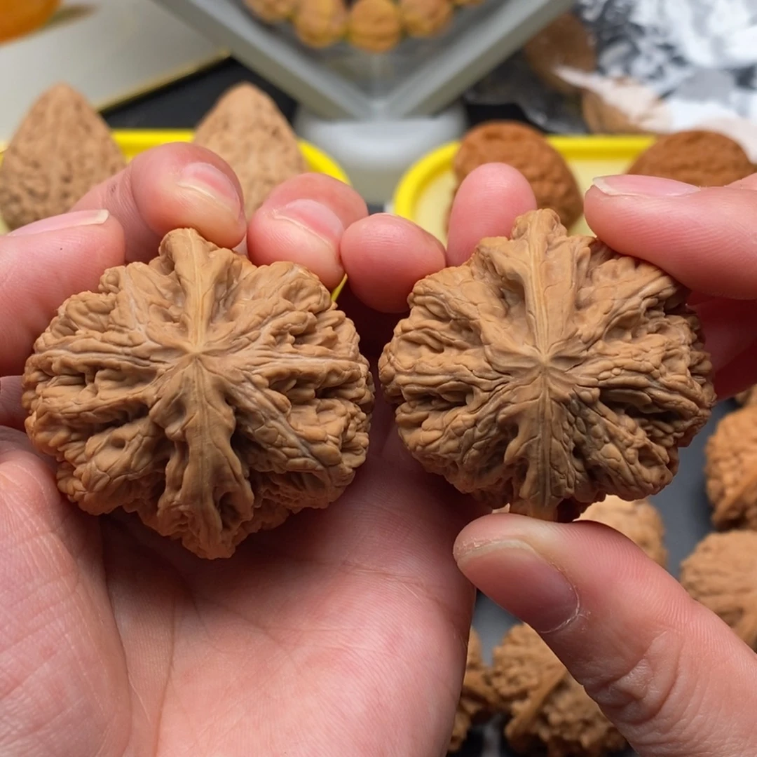 文玩核桃把件52.8克平谷粗筋43