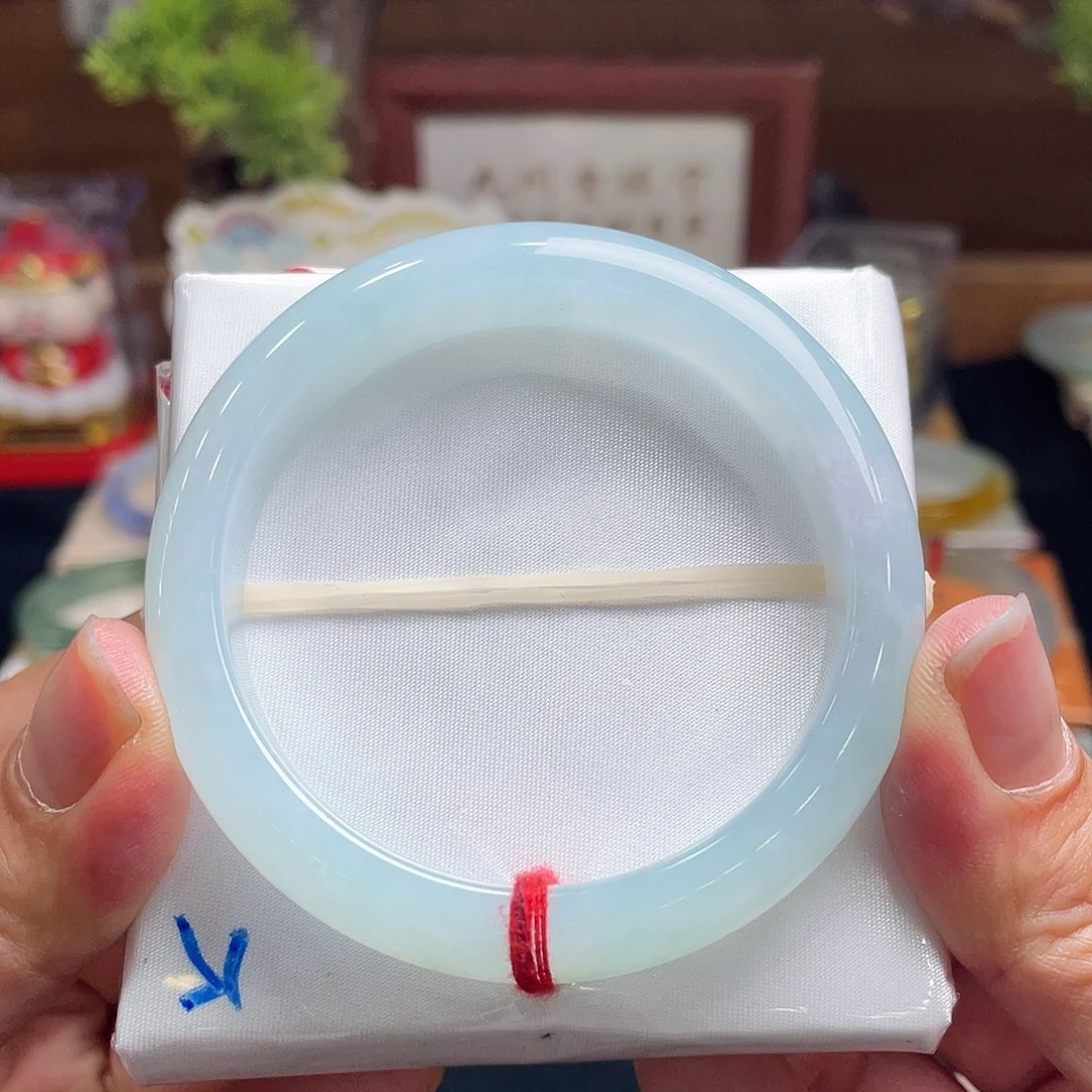 翡翠手镯未镶嵌55正圈