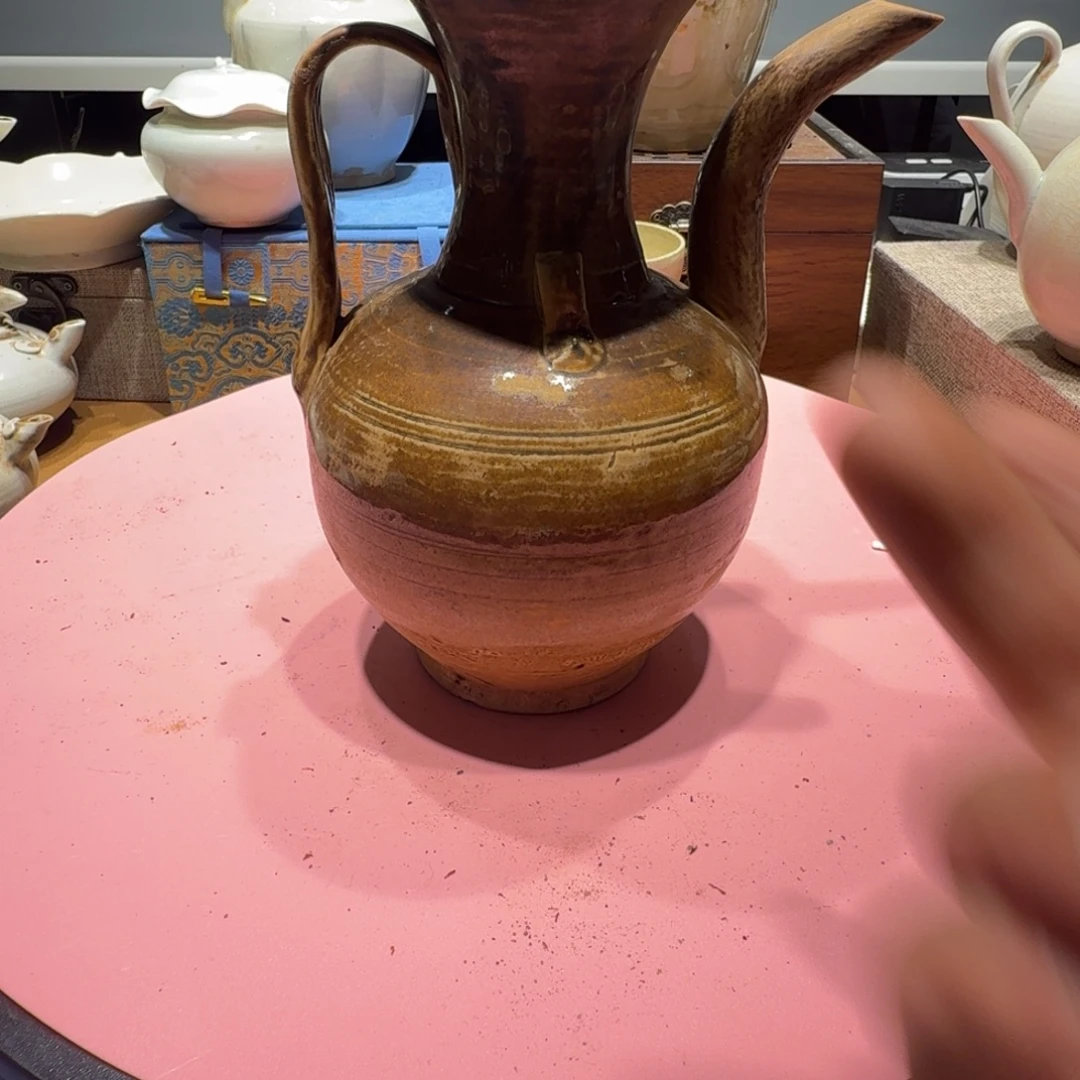 大***S其他漂亮的瓷瓶也