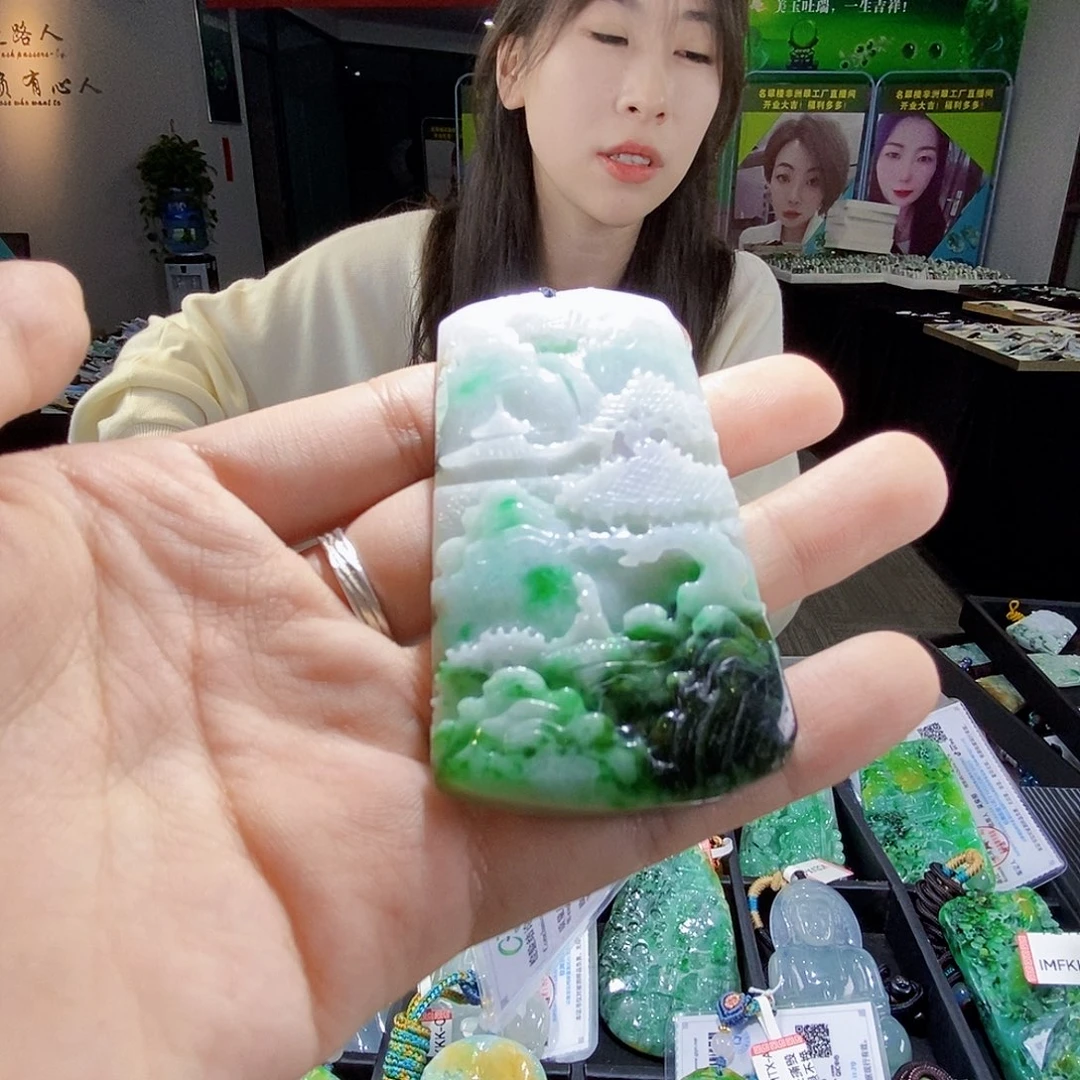 颈饰未镶嵌翡翠翡翠