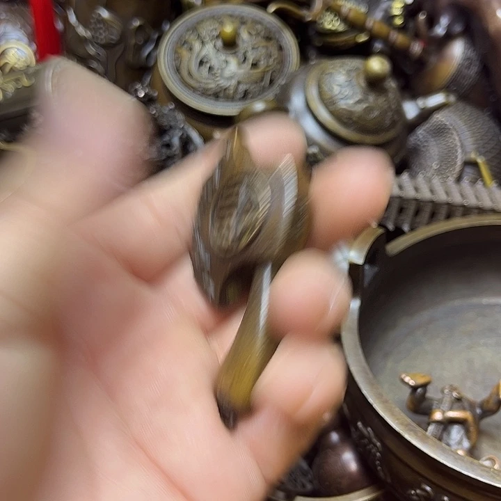 诚信经营精美铜器