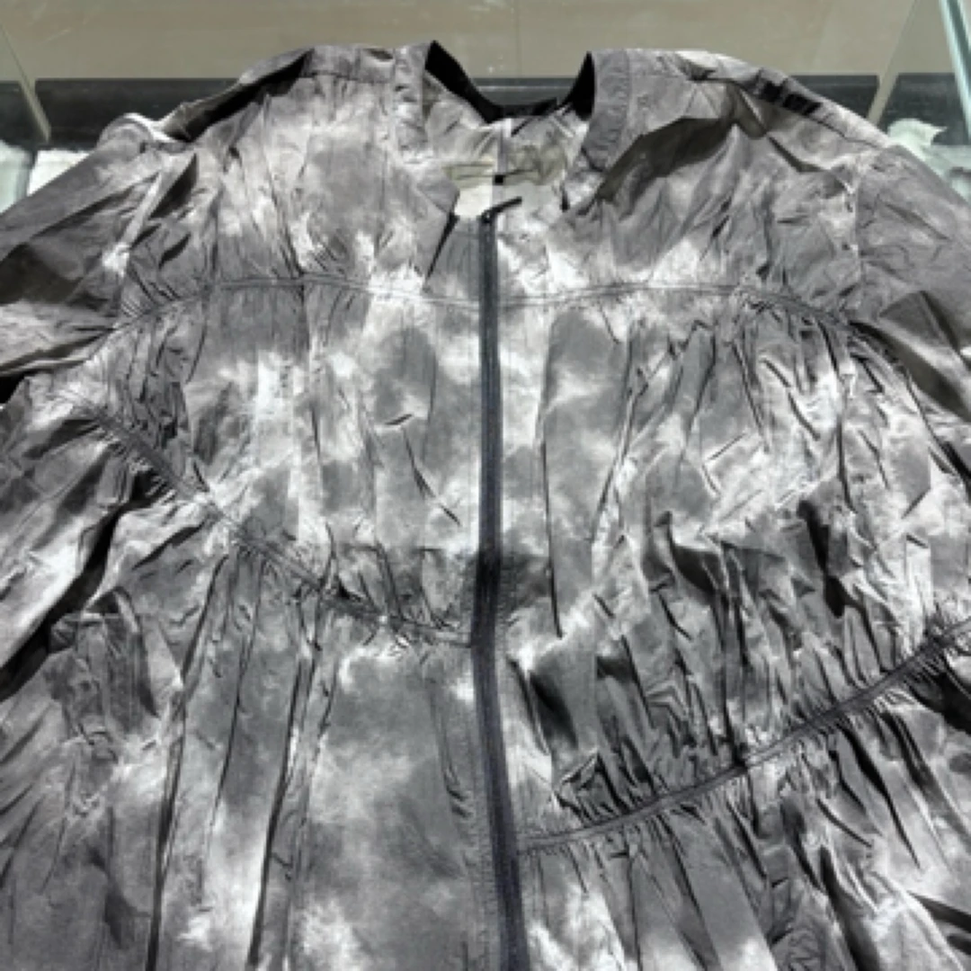 灰色水墨晕染衬衫独特漂亮超级好看高级洋气慵懒风上衣女