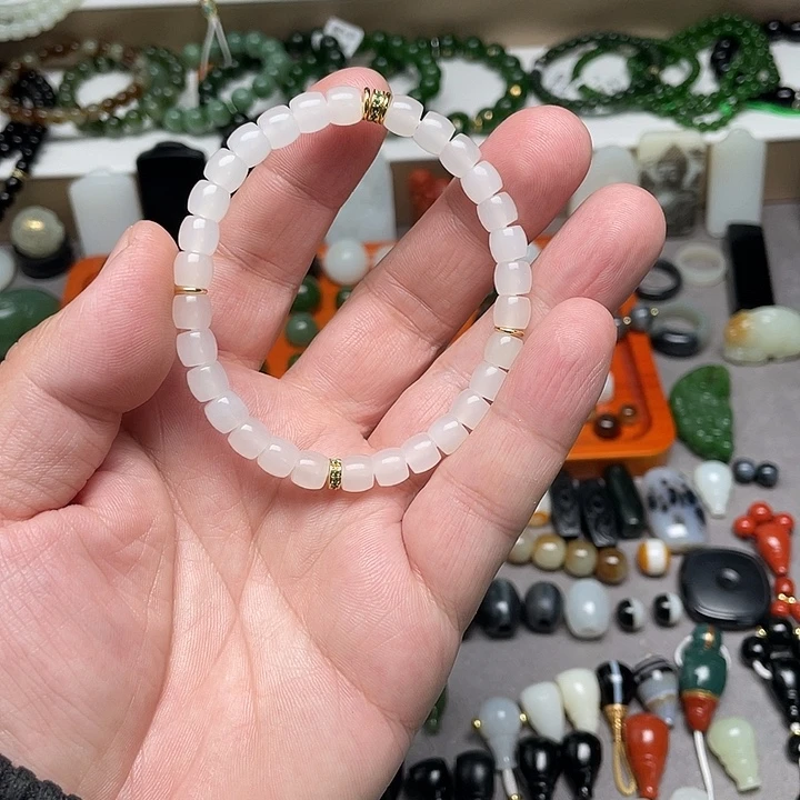 和田玉未镶嵌手链