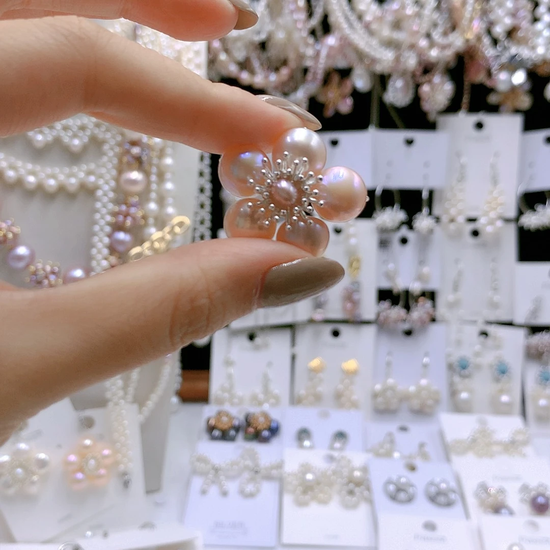 颈饰银S925镶嵌淡水珍珠