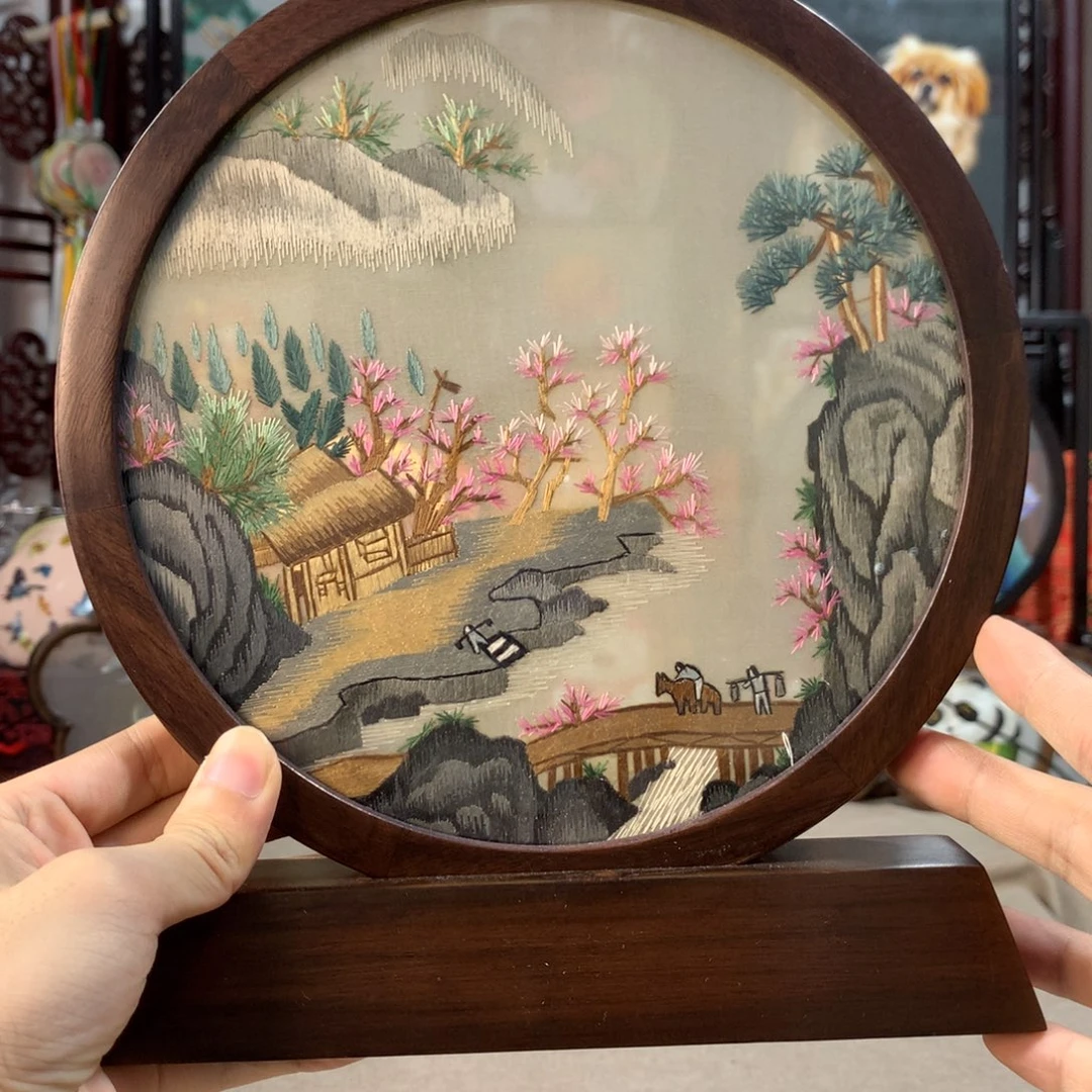 木精品苏绣实木摆件
