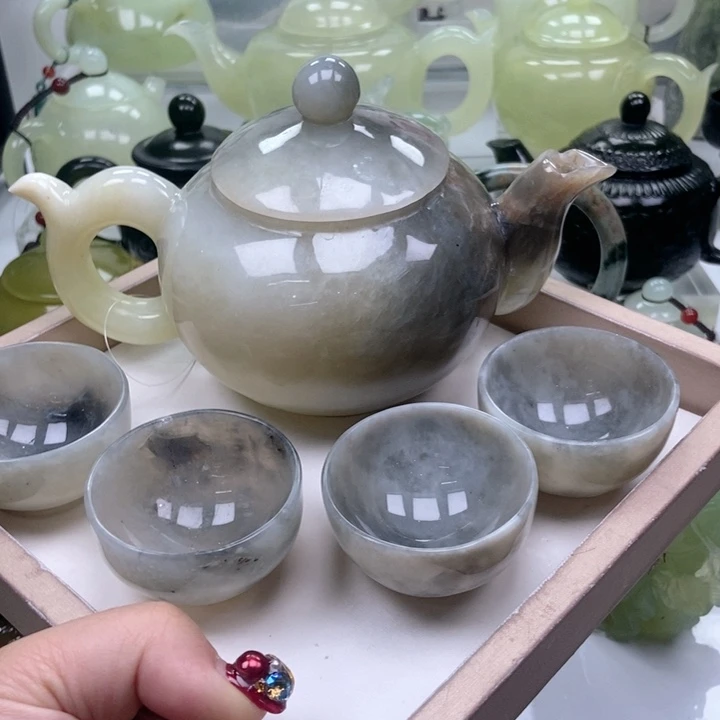 蛇纹石玉壶未镶嵌