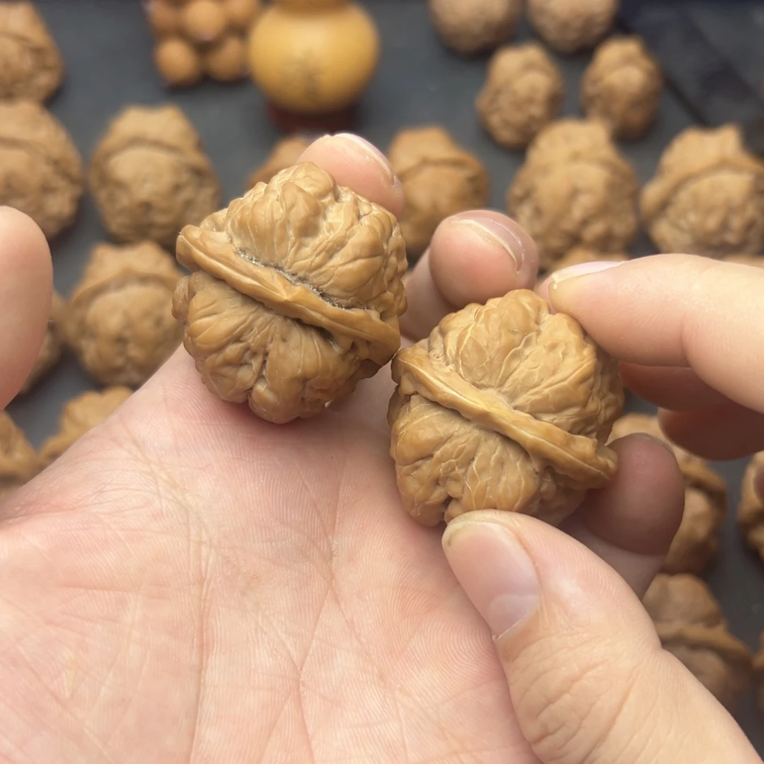 尼***贵手串/手链核桃蛤蟆头