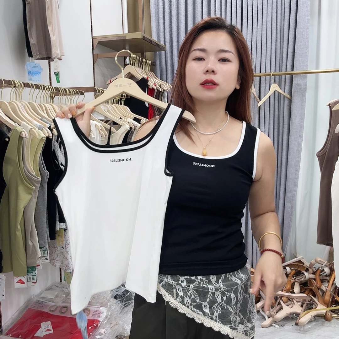 棉3318白色拼接一件黑色一件