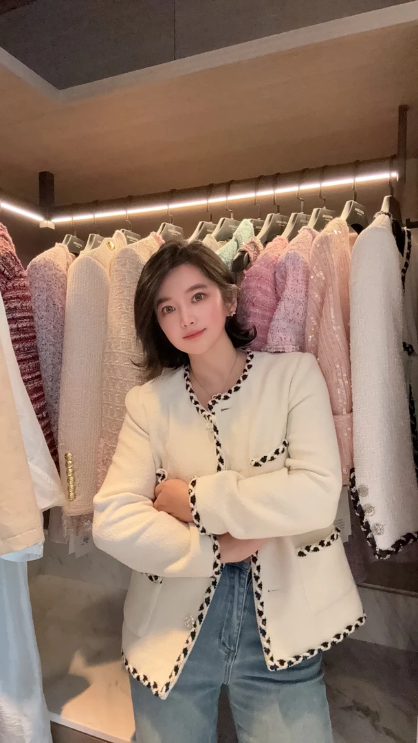 2025新款摩登时代晨锐小香风外套上衣1031