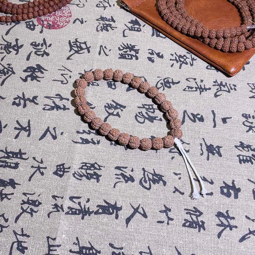 金刚菩提吊坠梅花手持