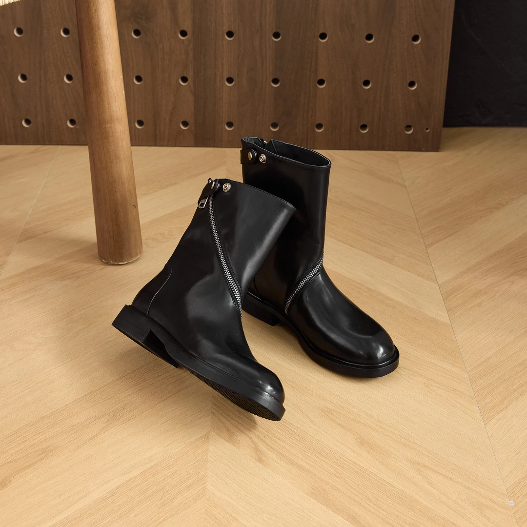 2025秋冬新款欧货百搭小众高定设计师款低跟圆头时装靴女G2795